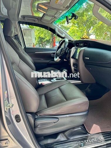 Toyota Fortuner đk 2020 2.4L tự động mấy dầu