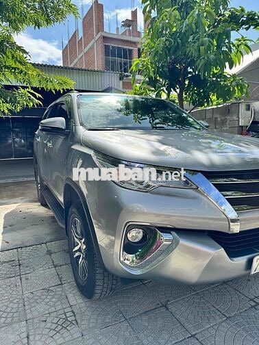 Toyota Fortuner đk 2020 2.4L tự động mấy dầu