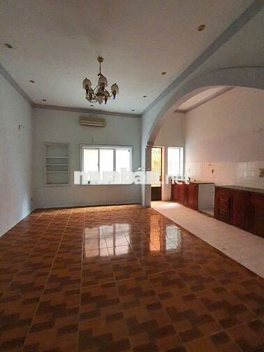 Cho Thuê Nhà 14PN, 14WC, 10x30m Đường Yên Thế, Tân Bình ( CHDV / KS )