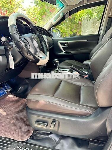 Toyota Fortuner đk 2020 2.4L tự động mấy dầu