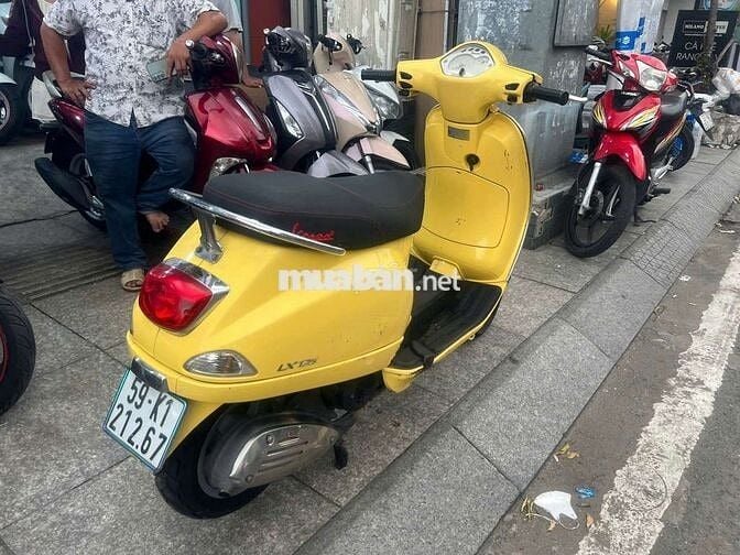 Piaggio vespa LX 2010 mới 90% biển số thành phố