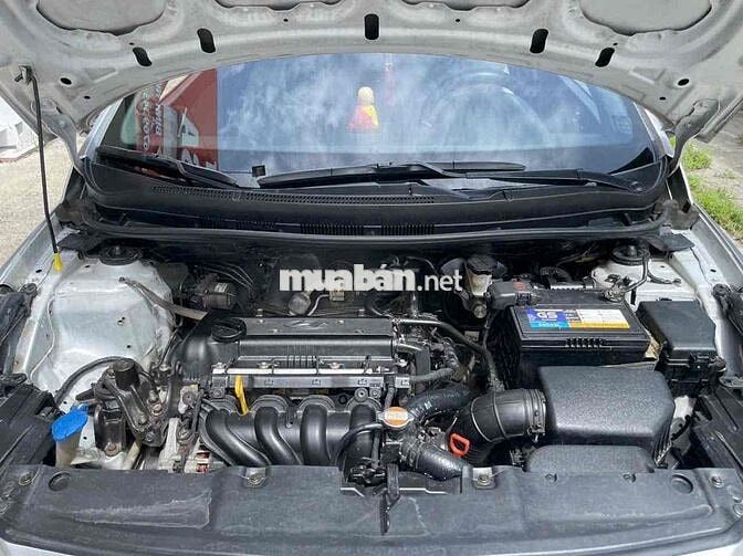 Hyundai Accent 2011 1.4 AT - 89000 km