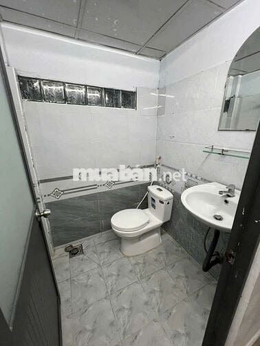 Nhà 2 căn, sáu mươi lăm mét giá rẻ