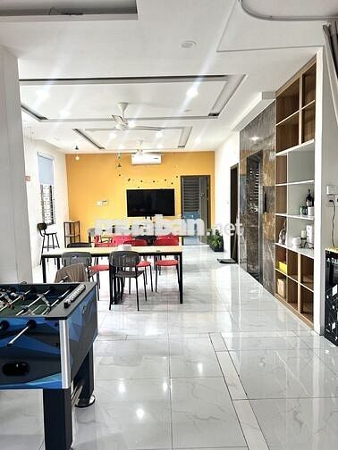 Cho thuê văn phòng 2 tầng Địa chỉ: Kinh Dương Vương
