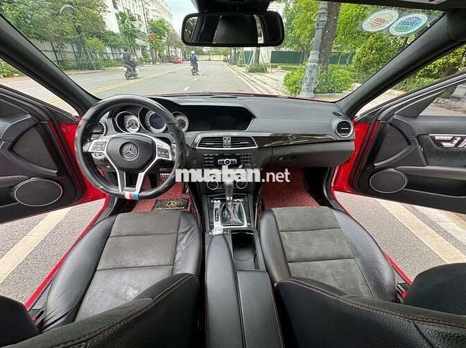 Mercedes C300 2014