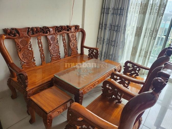 Cần bán bộ sofa gỗ đỏ 6 món còn mới