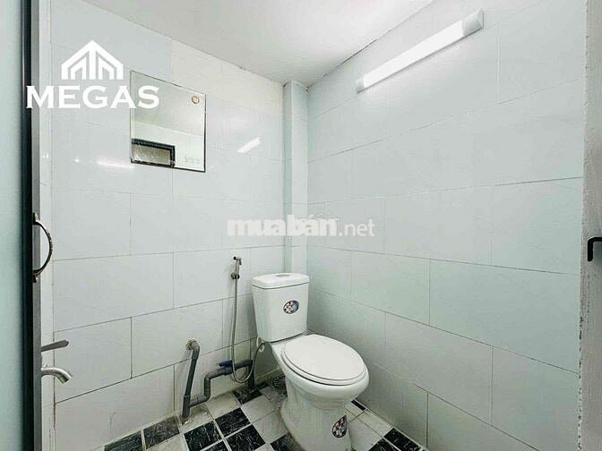 Trống lại Duplex  - sẵn máy lạnh giá sinh viên - ngay ĐH Văn Hiến