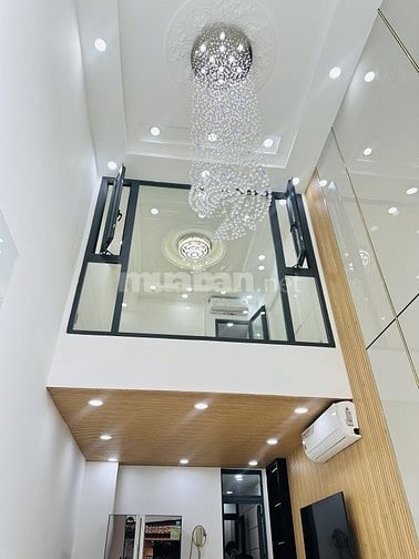 Bán nhà Hẻm xe hơi Quận 3-5Tầng-3,15m x 11,5m -Giá 8,99 Tỷ 