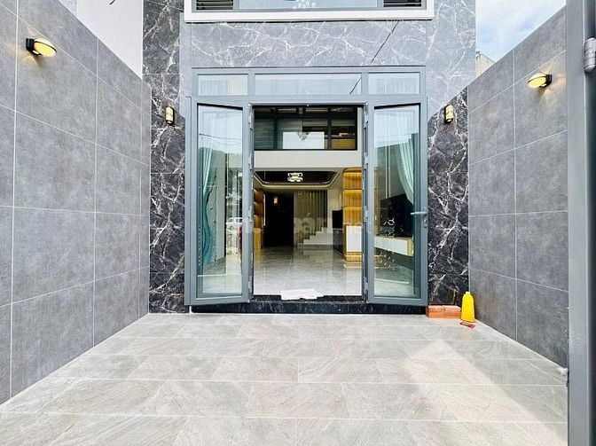 Nhà Hoàng Việt 49,3m²/2.890 tỷ–1Trệt 1Lửng 2Lầu–Hẻm Xe Hơi–Pháp Lý SHR