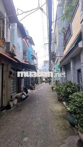 CẦN BÁN NHÀ GẤP - Phạm Thế Hiển, Phường Rạch Ông, Quận 8, Hồ Chí Minh
