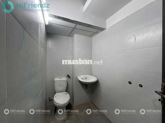 Căn hộ gác ban công thoáng nhà mới xây , ở nhiều bạn được, Cao lỗ f4q8