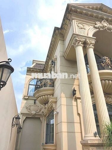 Biệt thự bán. Bán biệt thự. Bán lâu đài. Bán căn biệt thự tại Tân Bình