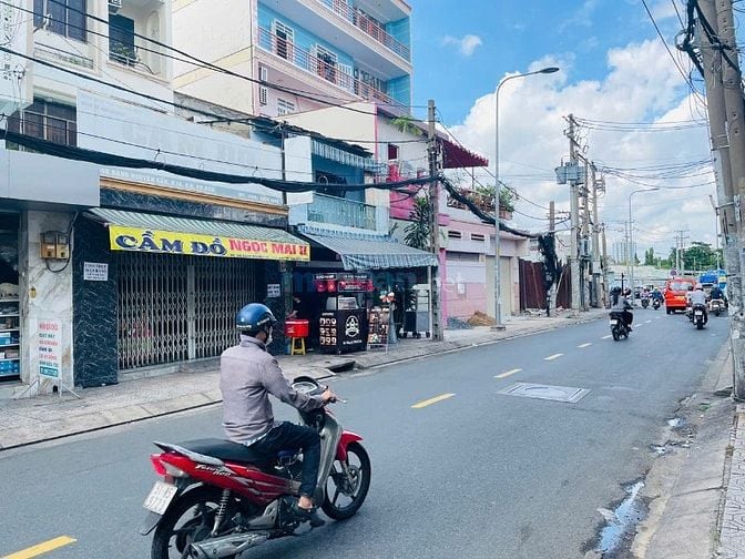 Cho thuê nhà mặt tiền Đặng Nguyên Cẩn, P.14, Q.6 giá 12tr