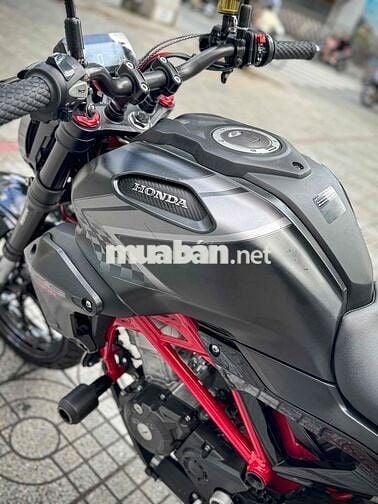 cần bán CB150R Exmotion đời 2022