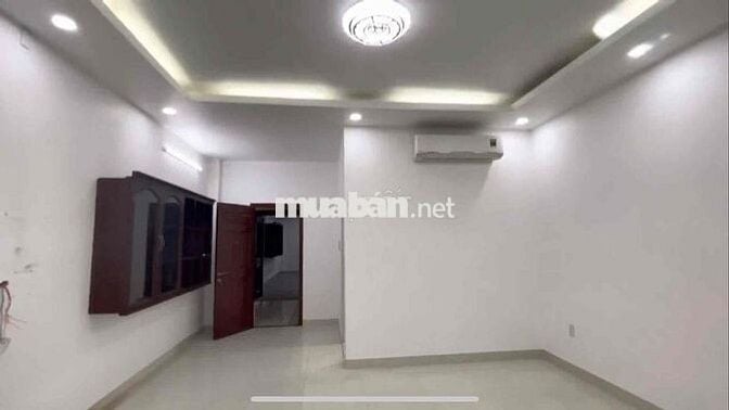 Cho thuê nha nguyên căn đường 32 gần Aeon Mall Tên Lửa-5x20m giá 26tr