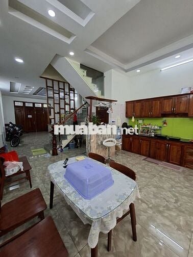 Bán Nhà Mặt Tiền Đỗ Công Tường Tân Quý.  5,2 x 17 Nhà 4 Tầng 11,9 tỷ