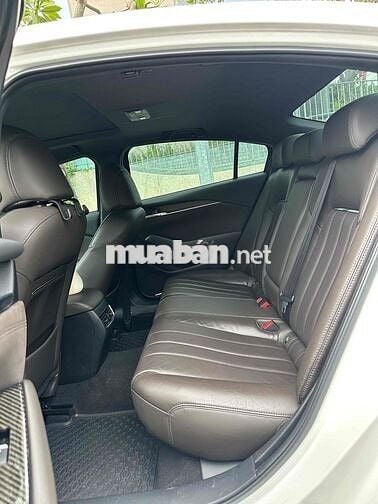 Mazda 6 2.5 Signature Premium Sx2022 Odo 15.000 km