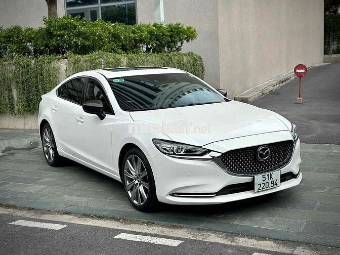 Mazda 6 2.5 Signature Premium Sx2022 Odo 15.000 km