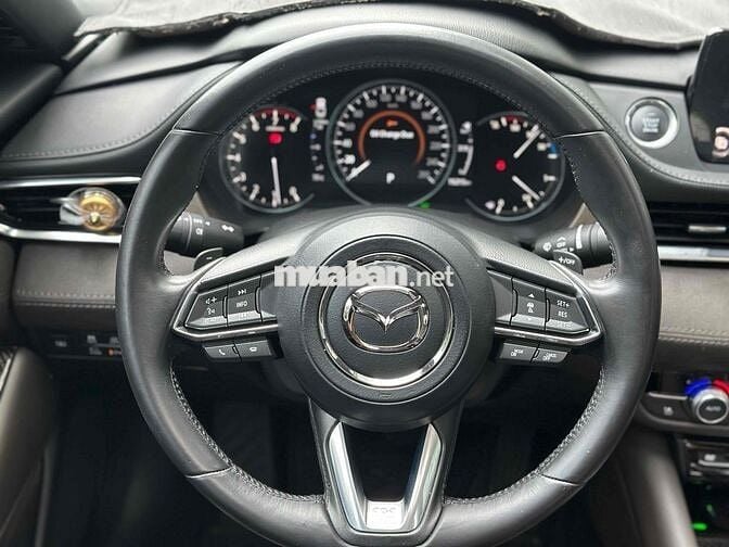 Mazda 6 2.5 Signature Premium Sx2022 Odo 15.000 km