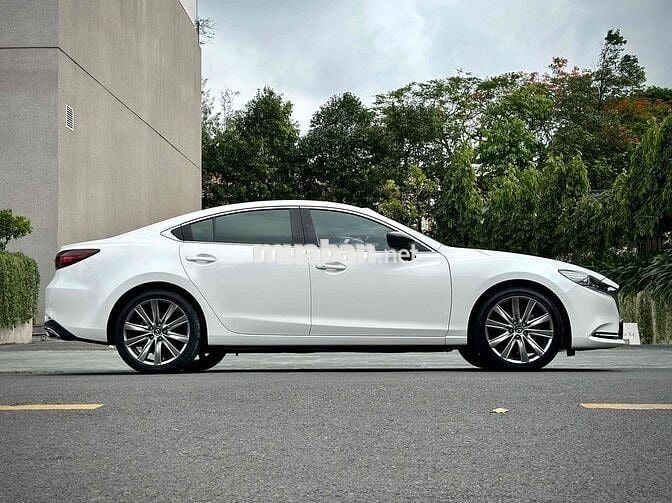 Mazda 6 2.5 Signature Premium Sx2022 Odo 15.000 km
