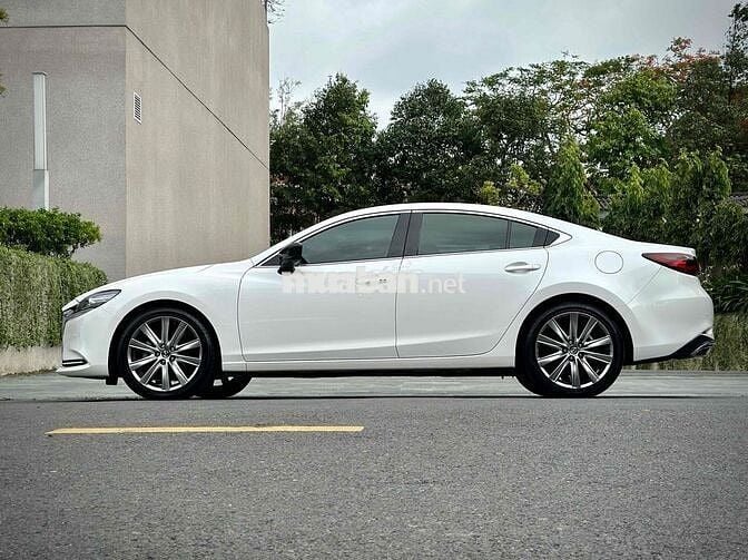 Mazda 6 2.5 Signature Premium Sx2022 Odo 15.000 km