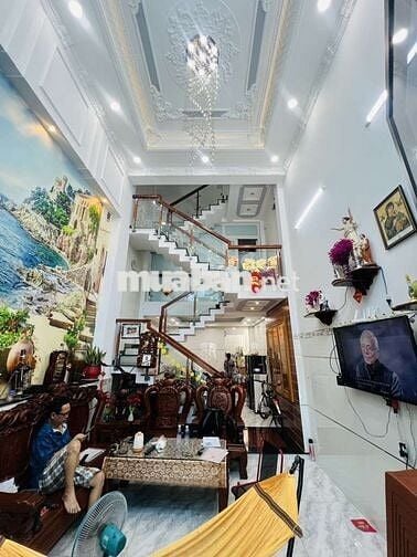 Bán nhà 5 tầng 4×15 hẻm 7m thông khu tên lửa