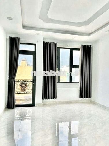 Bán nhà 5 tầng 4×15 hẻm 7m thông khu tên lửa
