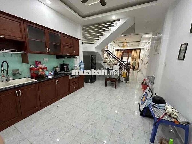 CHO THUÊ NHÀ HẺM 139 ĐƯỜNG BỜ BAO TÂN THẮNG ĐỐI DIỆN AEON TÂN PHÚ