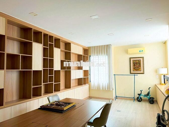 Bán nhà MT Cộng Hòa-Lê Văn Huân, Q.Tân Bình,69 tỷ,1H1T7L+ST, có hồ bơi