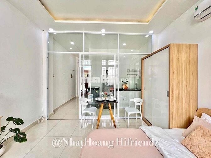 Căn Hộ Tách BẾp Bancol Máy Giặt Riêng Rộng 40m2 Gần Bigc Tô Hiến Thành