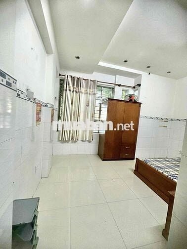 STUDIO MỚI SẴN NỘI THẤT - THANG MÁY - AN NINH CAO