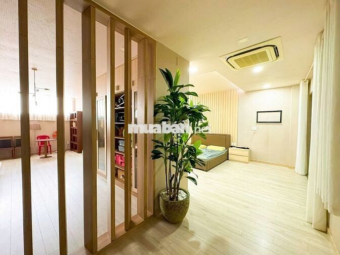 Bán nhà MT Cộng Hòa-Lê Văn Huân, Q.Tân Bình,69 tỷ,1H1T7L+ST, có hồ bơi