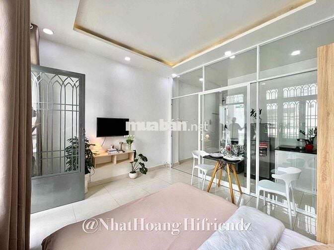 Căn Hộ Tách BẾp Bancol Máy Giặt Riêng Rộng 40m2 Gần Bigc Tô Hiến Thành