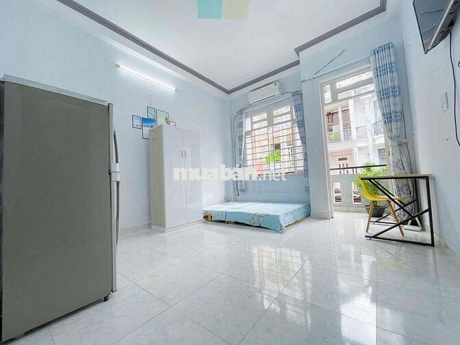 TRỐNG LẠI PHÒNG BAN CÔNG FULL NỘI THẤT NGAY HƯƠNG LỘ 2 - MÃ LÒ - VHU