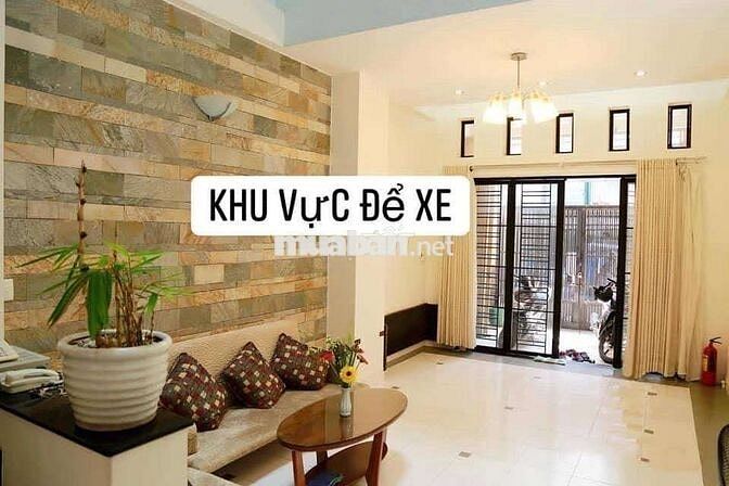 Ban công tách bếp Q1 full nội thất