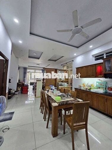 Biệt thự 1 trệt 2 lầu đường số 12 KDC Vĩnh Lộc BHH B bình tân
