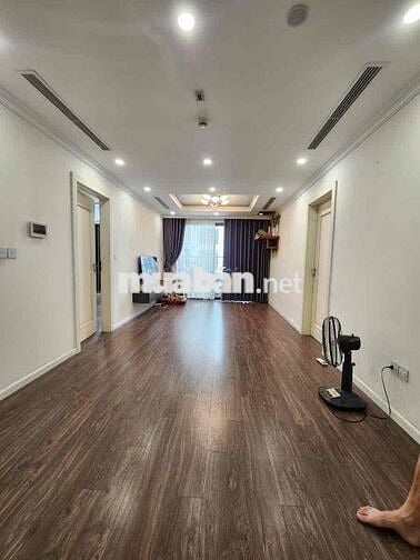 Căn góc 90 m2 cực mát chung cư qđ phố Hoàng văn Thái sổ đỏ 3ngủ 2vs