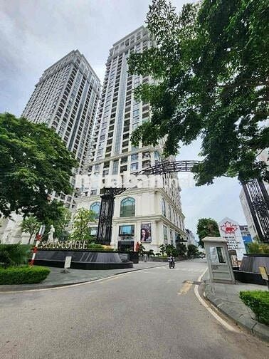 Căn góc 90 m2 cực mát chung cư qđ phố Hoàng văn Thái sổ đỏ 3ngủ 2vs
