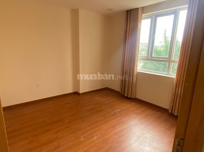 Cho thuê Him Lam Chợ Lớn, nhà trống 10tr, có rèm. LH 0903 675 770