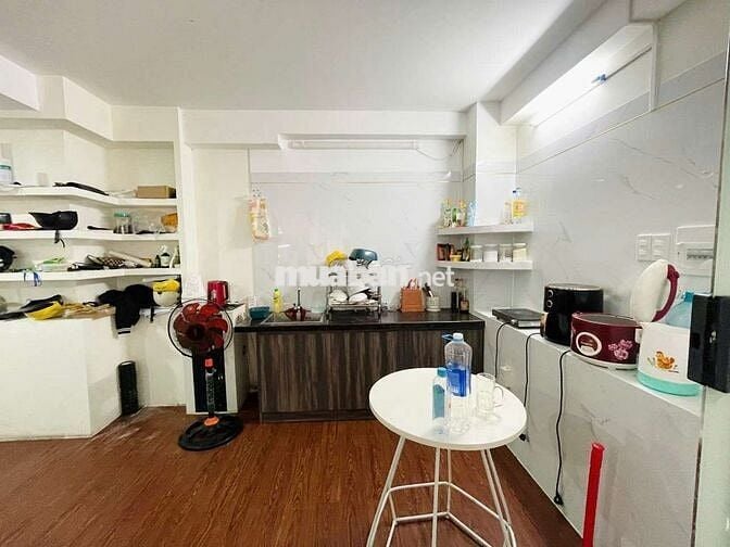 Căn hộ 3 phòng ngủ full nội thất ở Bình Quới, Bình Thạnh
