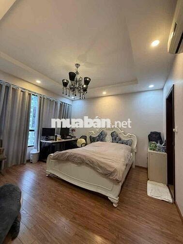 Căn góc 90 m2 cực mát chung cư qđ phố Hoàng văn Thái sổ đỏ 3ngủ 2vs