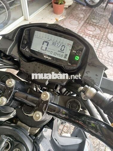 SUZUKI BANDIT 150 FI