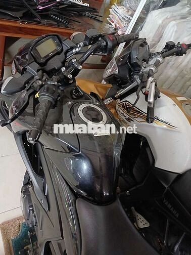 SUZUKI BANDIT 150 FI