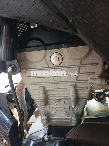 SUZUKI BANDIT 150 FI