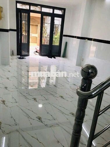 XỊN - HXH mặt tiền Diên Hồng 4 Tầng DT đất 35 m2 Nhỉnh 9 Tỷ