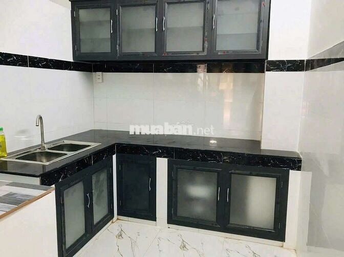 XỊN - HXH mặt tiền Diên Hồng 4 Tầng DT đất 35 m2 Nhỉnh 9 Tỷ