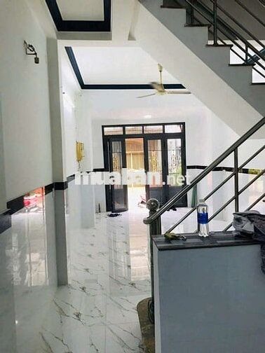 XỊN - HXH mặt tiền Diên Hồng 4 Tầng DT đất 35 m2 Nhỉnh 9 Tỷ