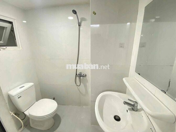 Phòng có gác Full Nội Thất, 30m2 gần ĐH Ngoại Thương, Ngã Tư Hàng Xanh