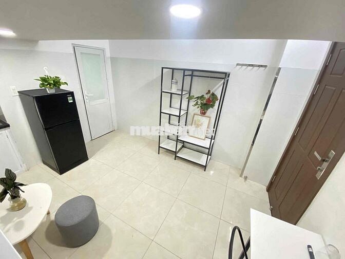 Phòng có gác Full Nội Thất, 30m2 gần ĐH Ngoại Thương, Ngã Tư Hàng Xanh