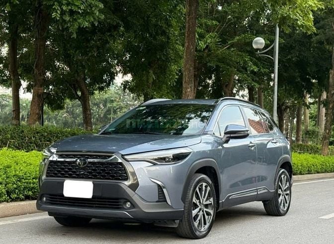 Cần bán Toyota Cross 1.8V sx cuối 2020 cực đẹp